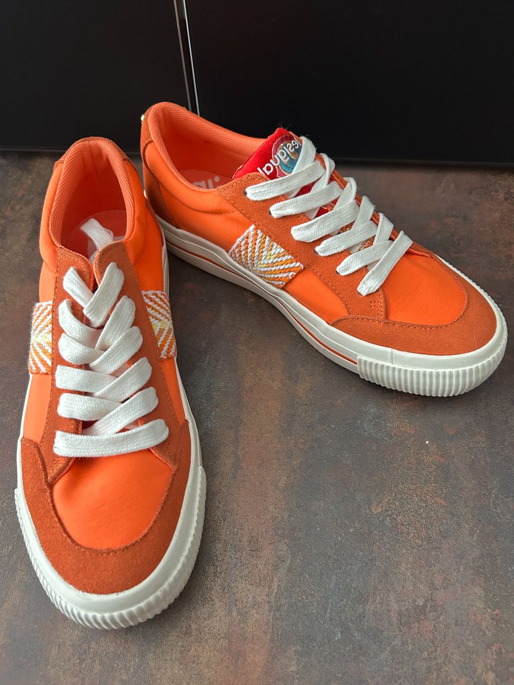 Scarpe da donna: neue Desigual Sneakers – Nuovo (secondo la descrizione) da Abtwil SG venduto da Elocin0815