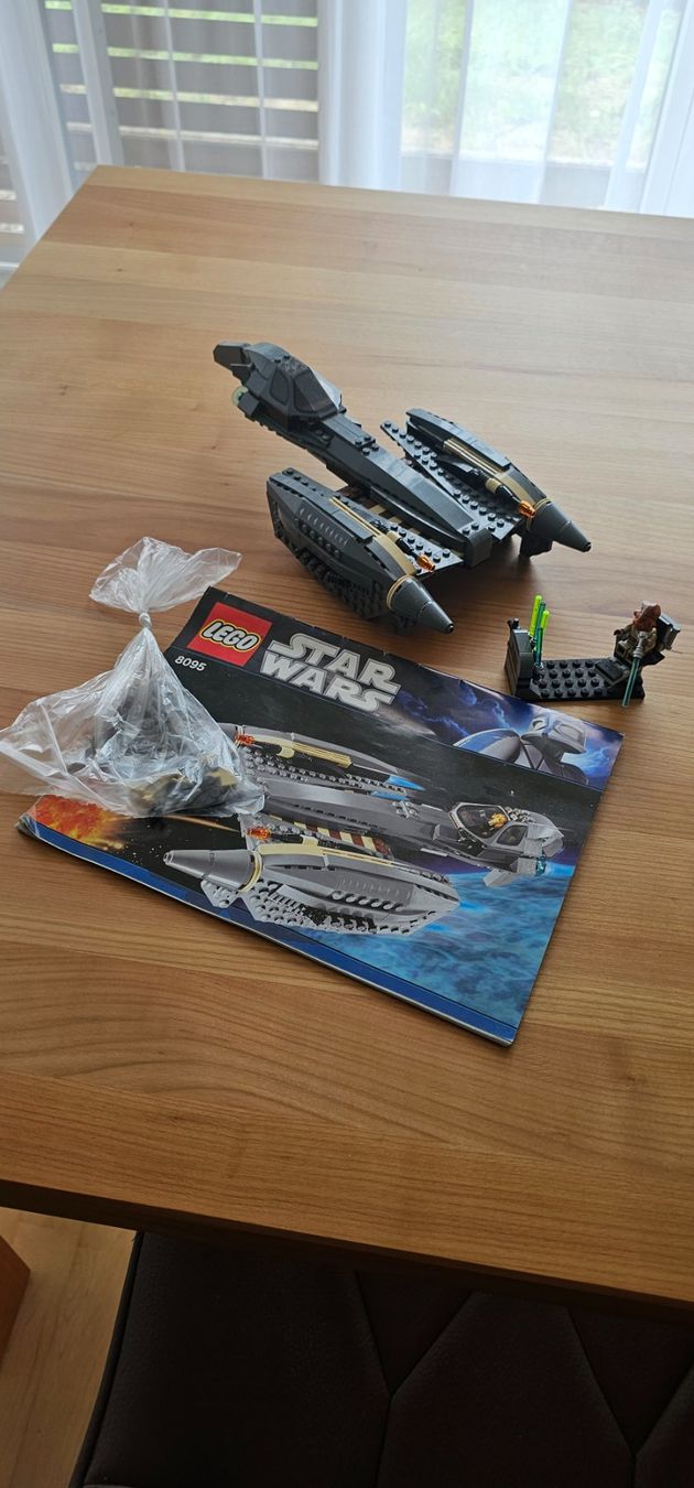 Star Wars Kit di costruzioni: Lego Star Wars 8095 – Usato da Sempach venduto da Bdana 1