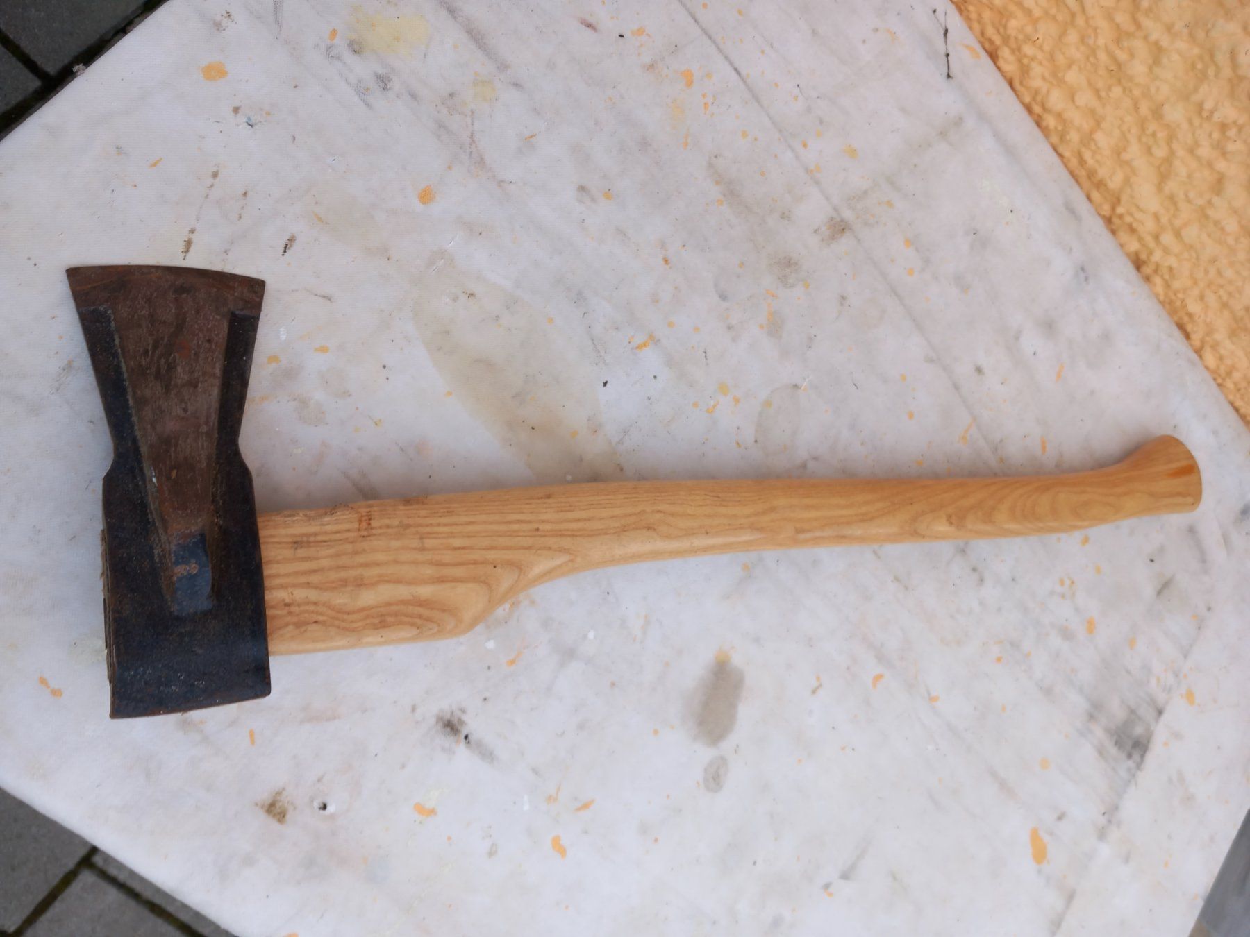 Alle Werkzeuge: Gartenaxt mit Holzstiel Axt Holzaxt Holzspalter 2000g – Gebraucht aus Rheinau von  4