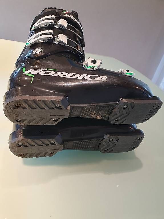 Scarpe da uomo: Ski Schuh Gr. 40.5 – Usato da Leibstadt venduto da winterzeit2000 1