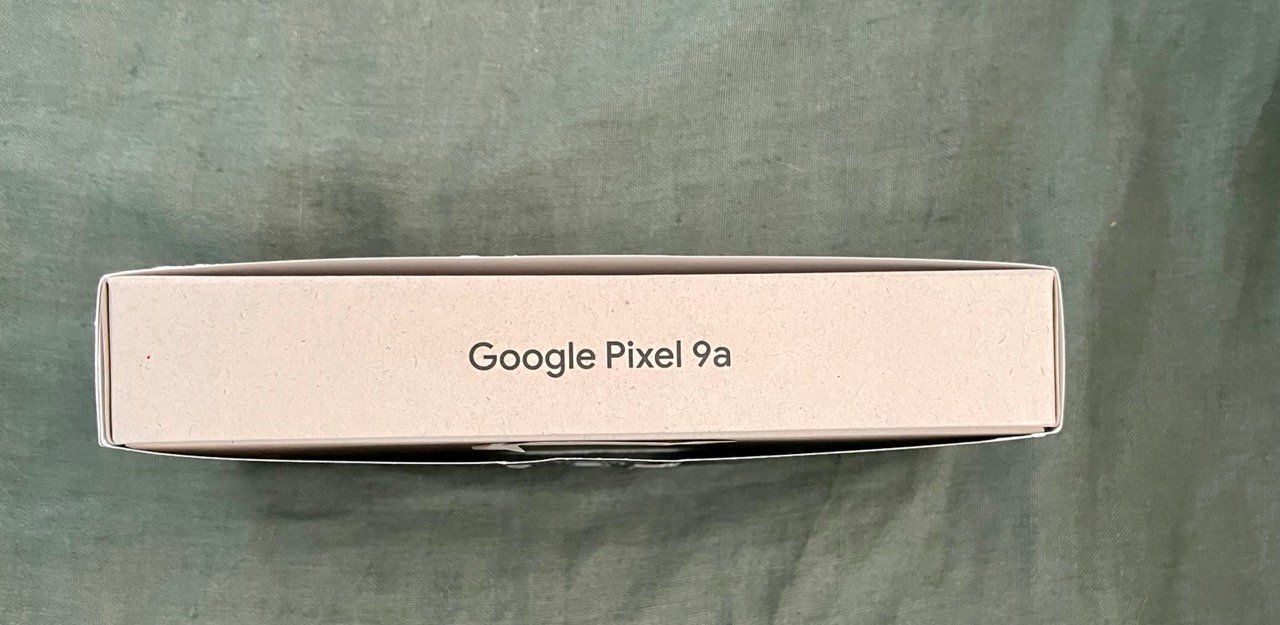 Google Portables: GOOGLE Pixel 9a – Neuf avec emballage d'origine à Gockhausen par simone00 3