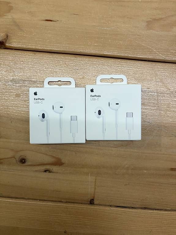 Cuffie: Cuffiette Apple (EarPods USB-C) – Nuovo e nell'imballaggio originale da Novazzano venduto da Jonny_smc