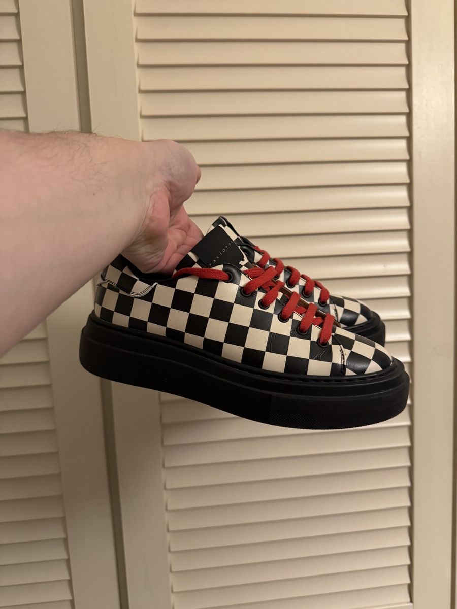 Scarpe da donna: Cesare Paciotti Gr.37 – Usato da Niederbipp venduto da yar_tf6f