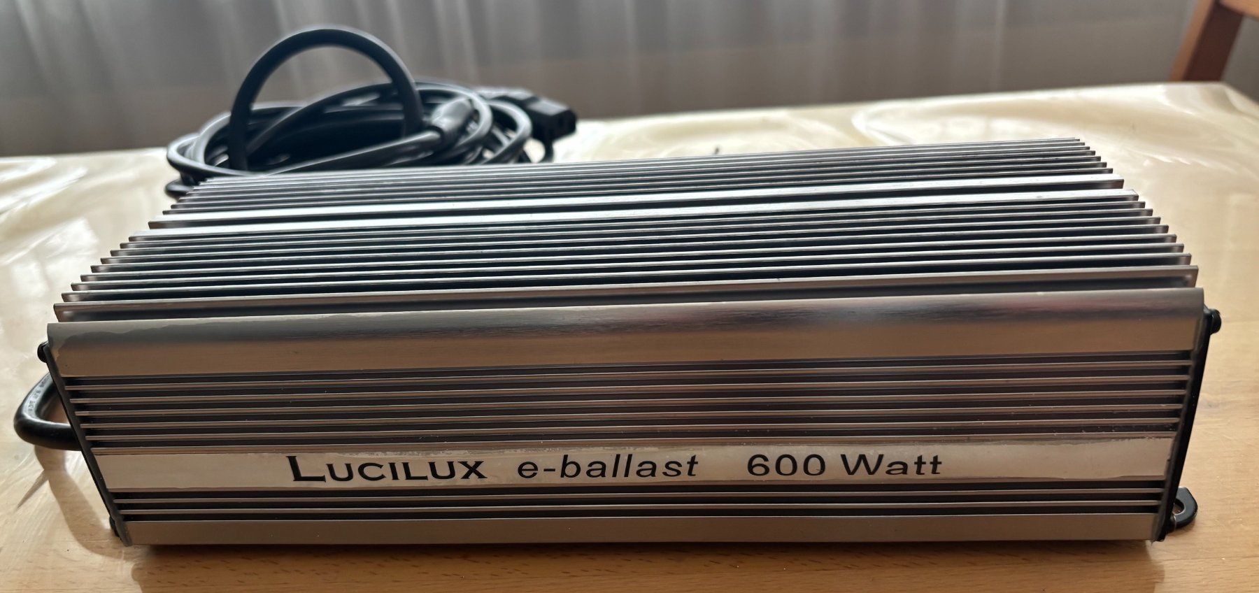 Lampade: Lucilux Digital Ballast 600 Watt – Usato da Bassersdorf venduto da Antaris01