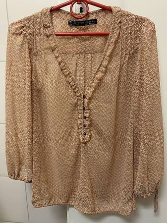 Chemisier Zara femme taille S beige à fleurs, col volanté