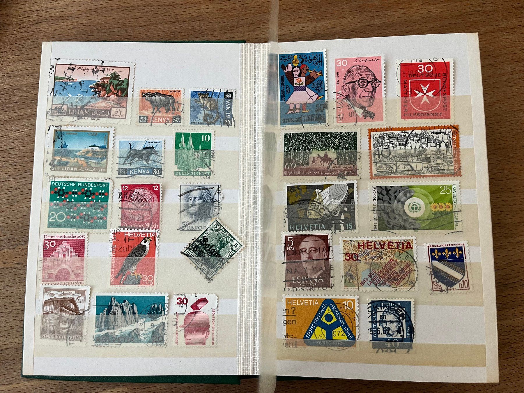 Tutti i francobolli: Briefmarkensammlung international – Usato da Zürich venduto da Nostalgia 5