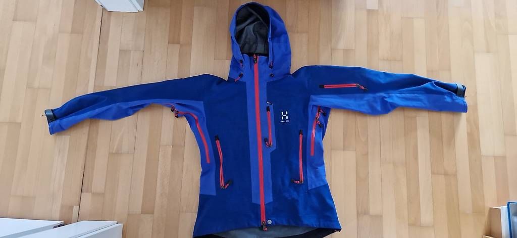Vestes: haglöf bergjacke "spitz"  – D'occasion à Buchs SG par kat_99vv