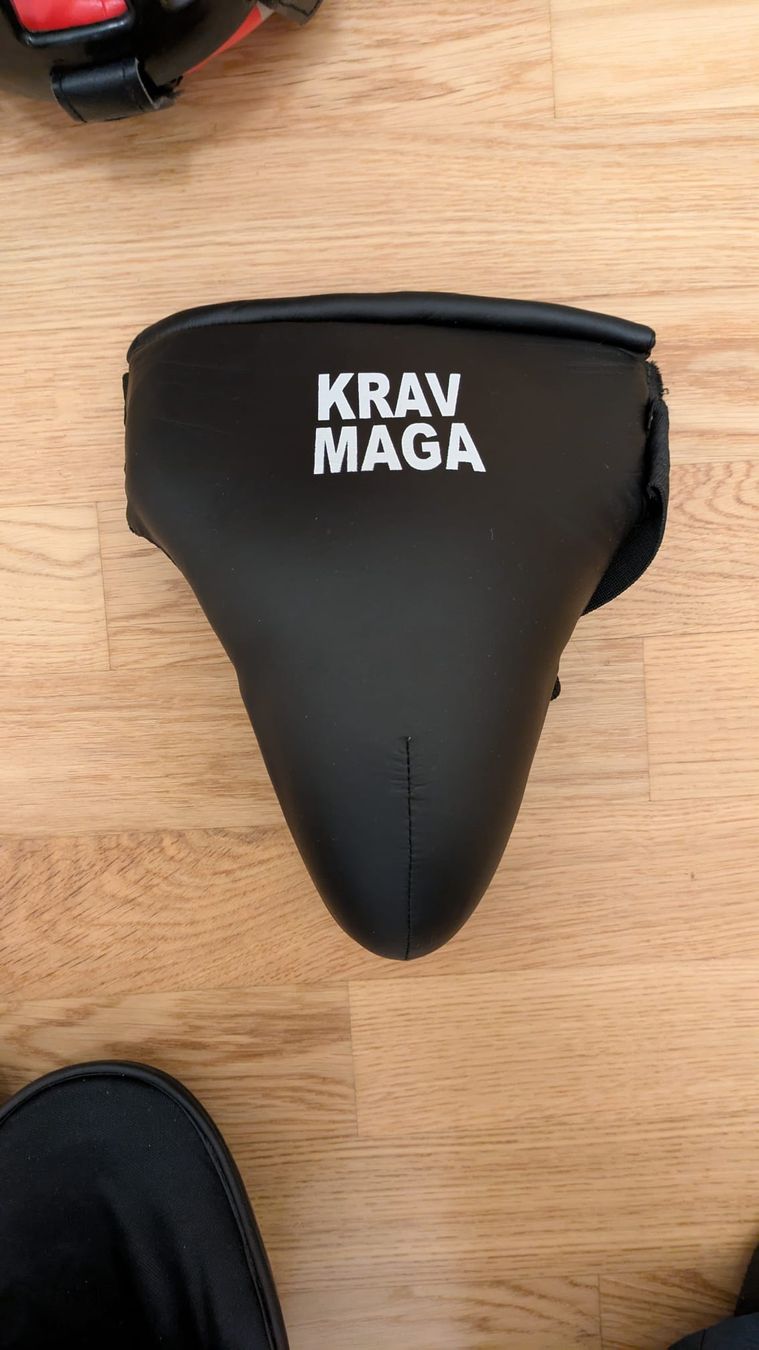 Protections: Équipement complet Krav Maga/boxe – D'occasion à Fribourg par TercierM 3