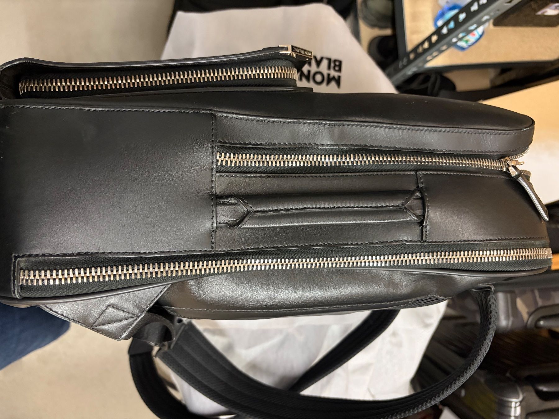 Montblanc Zaini: Montblanc Leather Backpack in good condition – Usato da Zürich venduto da jer_92rr 1
