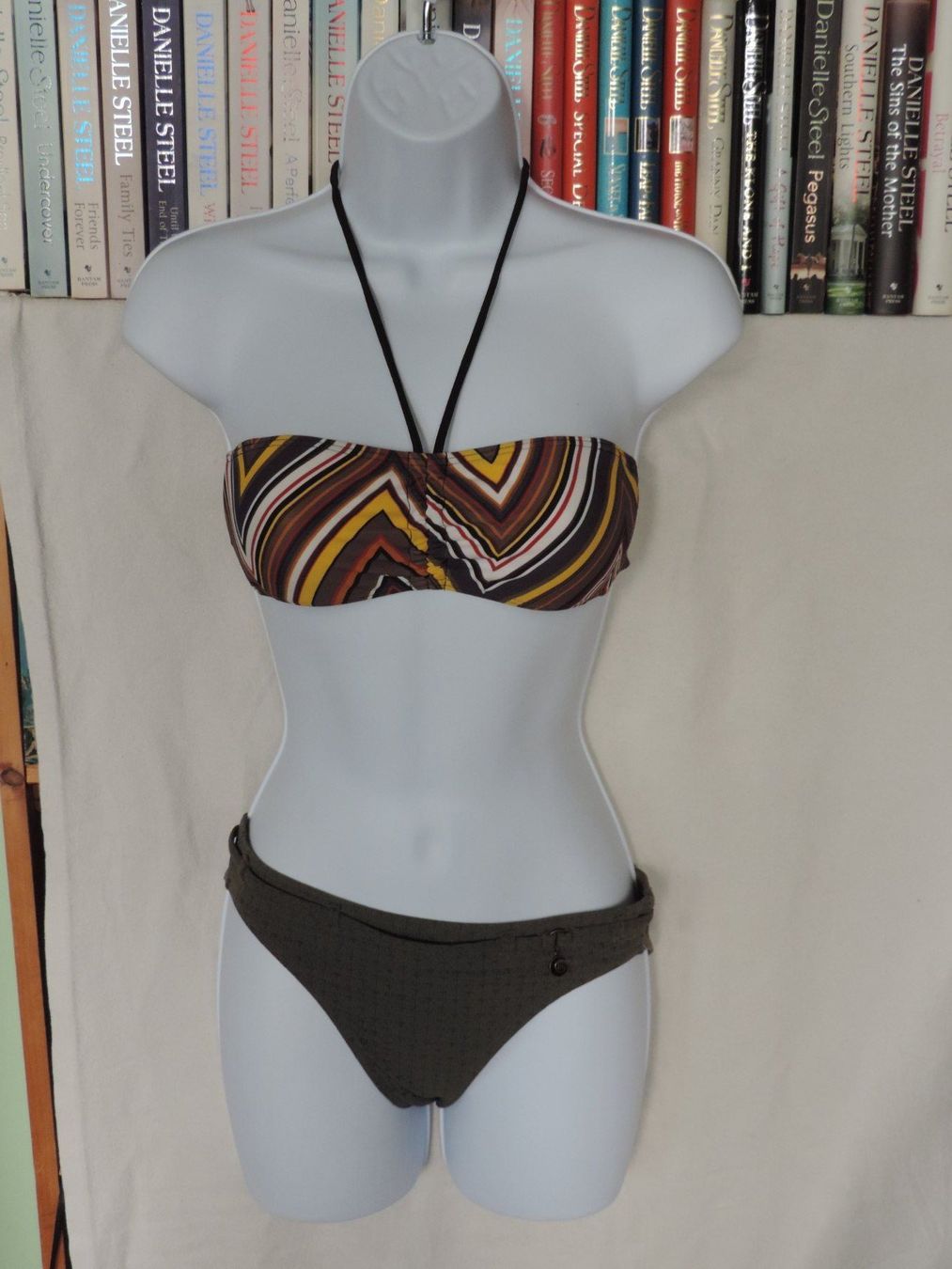 Badekleider & Bikinis: maillots de bain multicolore avec sac – Neu (gemäss Beschreibung) aus Genève von Axelle333 1