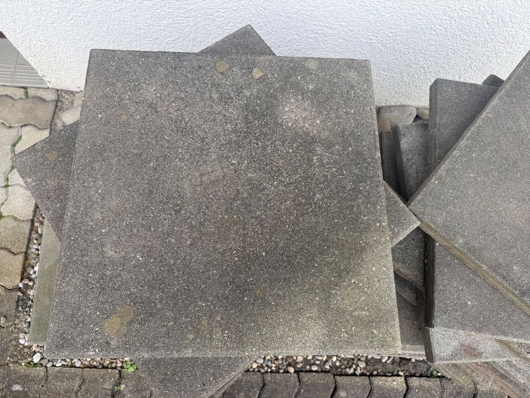 Bodenbeläge: Bodenplatten 50x50xm – Gebraucht aus Wängi von kra_cd9d 1