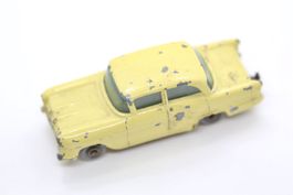Vauxhall Victor by Lensney
