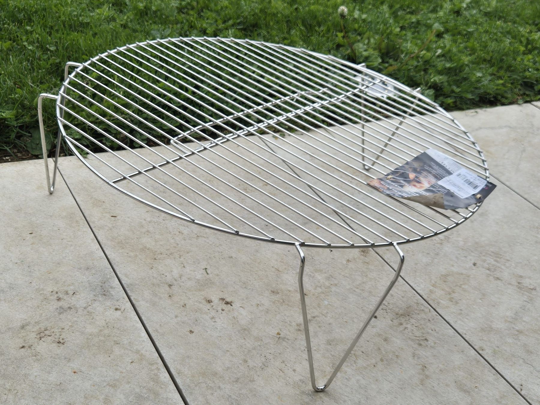 Griglie: Grill de camping  - Idéal pour vos aventures! – Nuovo e nell'imballaggio originale da Delémont venduto da isa_z6dl