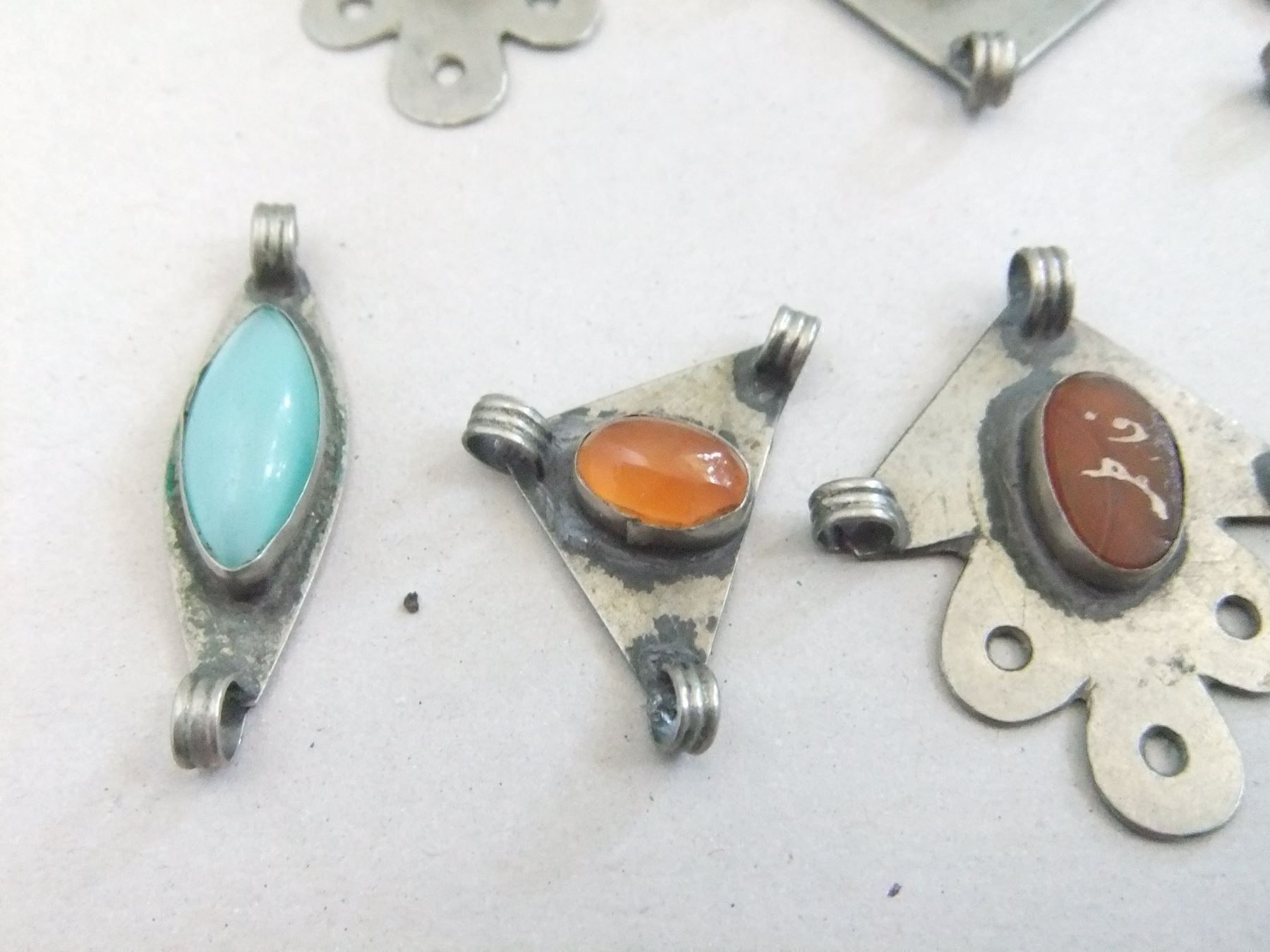 Sonstiger Schmuck: Sammlung Antike Schmuckteile Afghanistan Tekke – Gebraucht aus Esslingen von eintagammeer 3