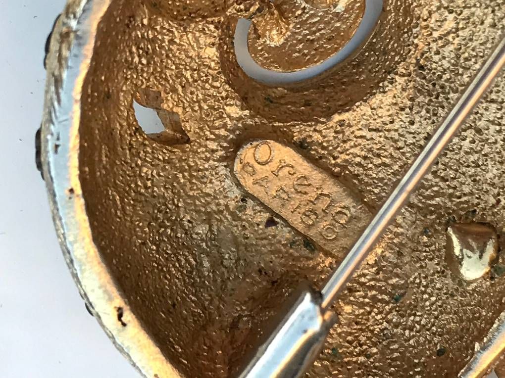 Spille & Fermagli: Broche vintage de la marque Orena, Paris – Usato da Estavayer-le-Lac venduto da mar_2s6b 2