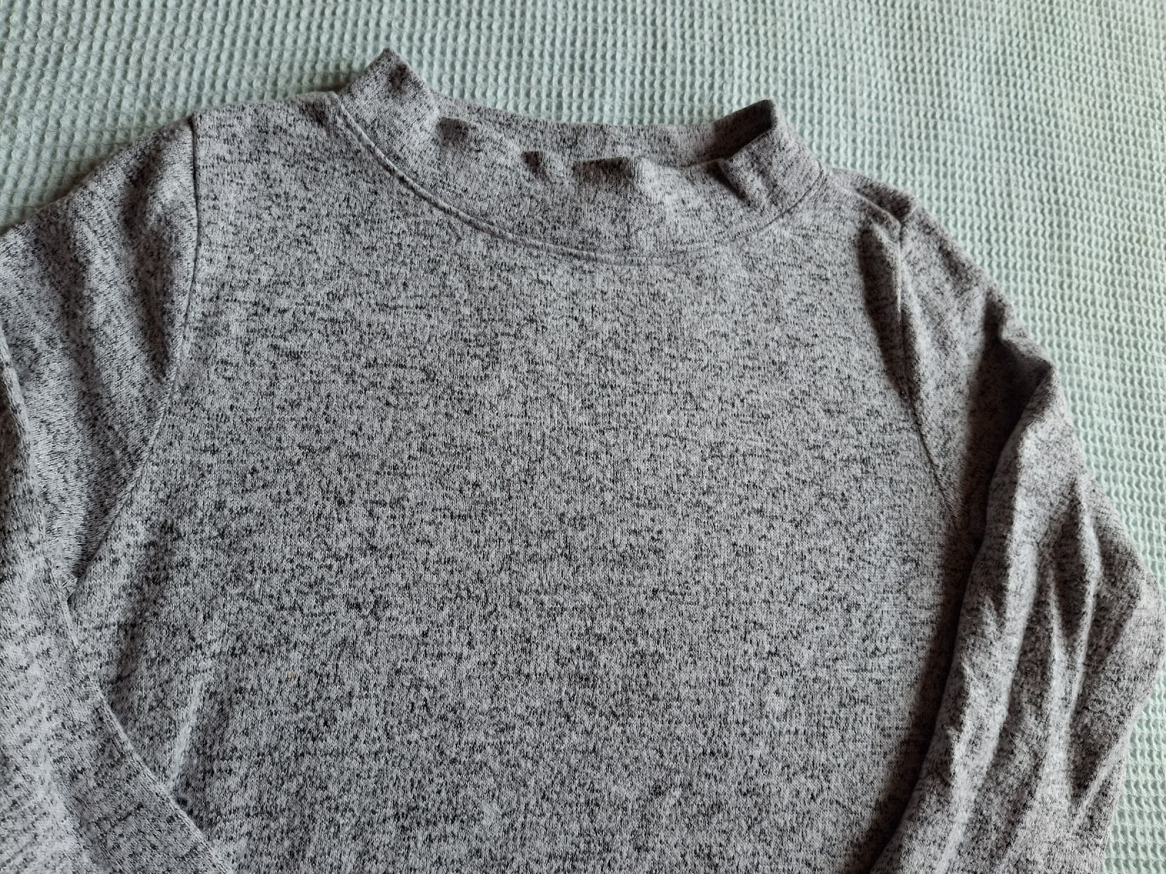 H&M Maglioni & Felpe: Pull gris chiné taille XS marque H&M  – Usato da Villiers venduto da san_jn5w 2
