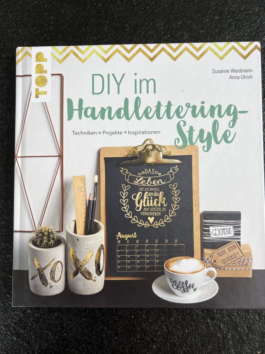 Libri: DIY Handlettering Style - Techniken, Projekte, Ideen – Nuovo (secondo la descrizione) da Rüti ZH venduto da balance69