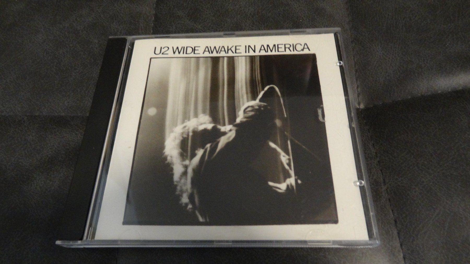 CD: U2 - Wide Awake in America CD – Usato da Olten venduto da Disc-Ausverkauf