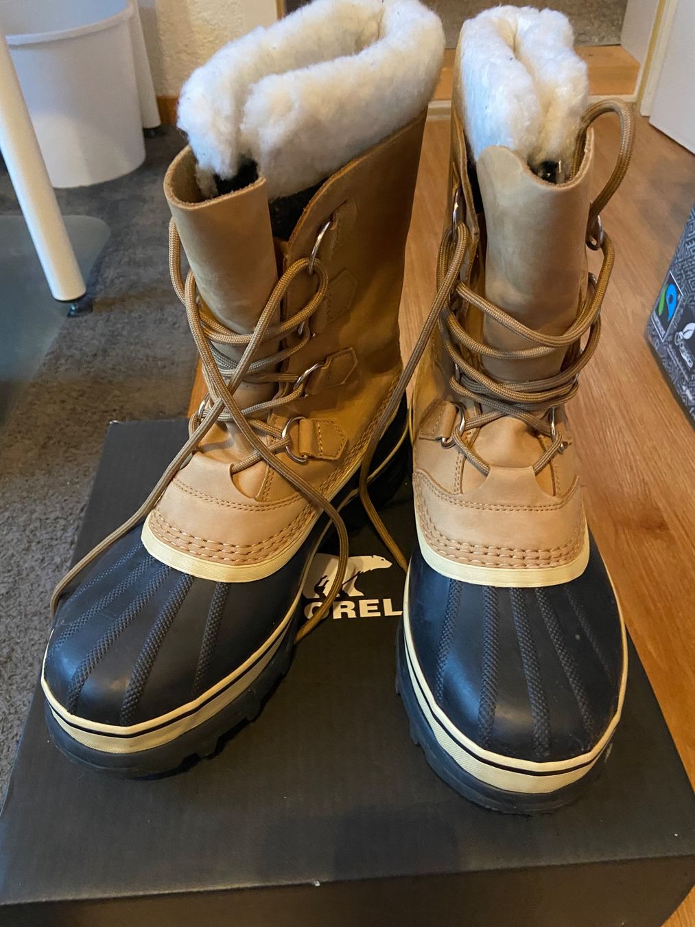 Sorel Chaussures femmes: SOREL Caribou Boots Gr. 40 – D'occasion à Wollerau par Cynne23 1