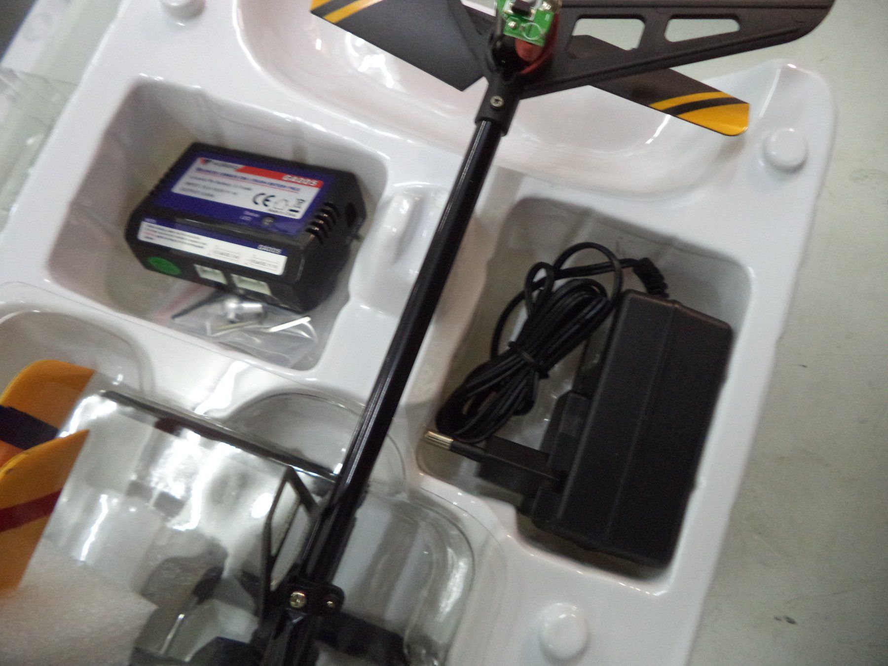 Walkera Modellismo RC: Walkera V400DO2 2.4GHz 3D Heli – Nuovo e nell'imballaggio originale da Rieden AG venduto da Wirth03 5