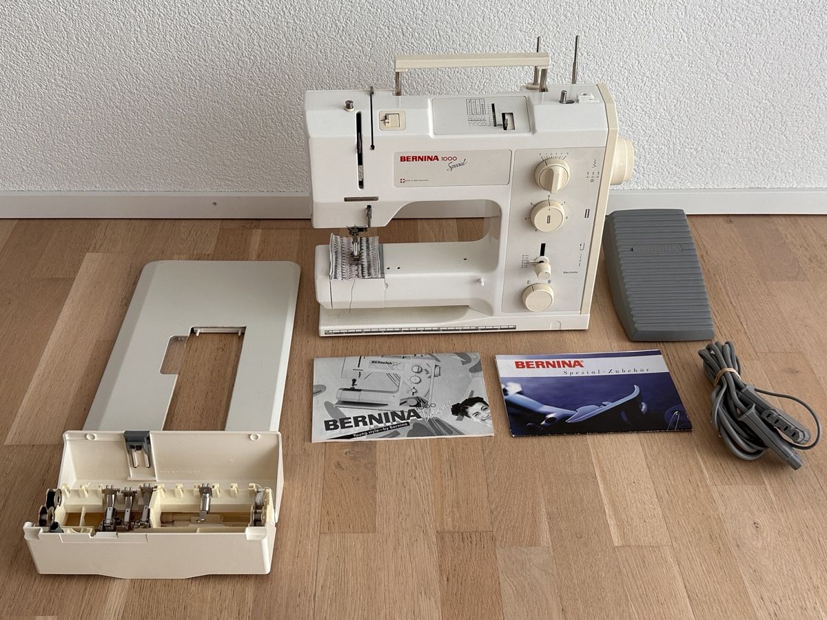 Bernina Macchine da cucire: Bernina 1000 Special  – Usato da Schaffhausen venduto da pinca19 2