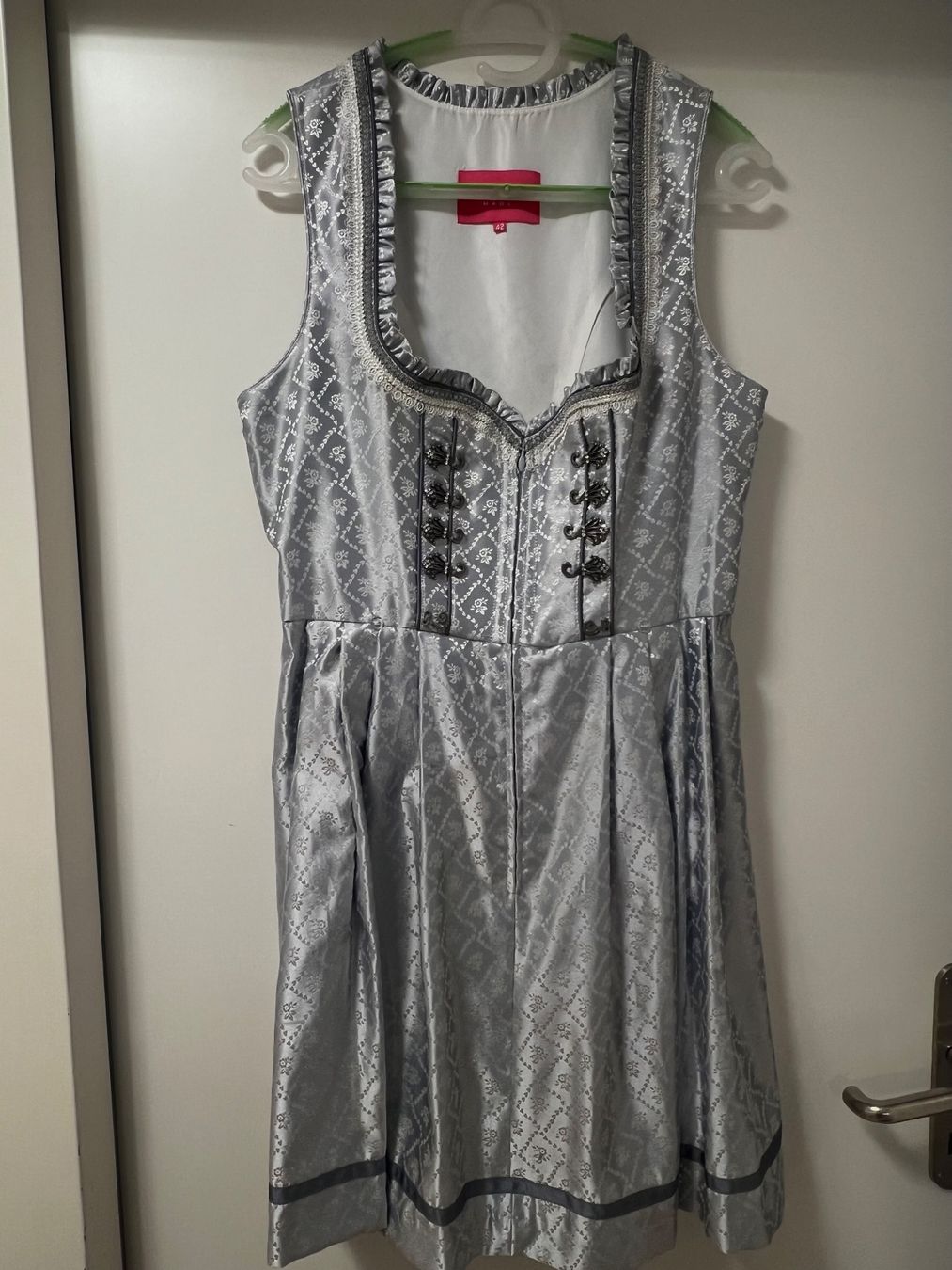 Krüger Vestiti: Krüger Dirndl 42 (blau/silber) – Nuovo (secondo la descrizione) da Abtwil SG venduto da chi_yh9f 1