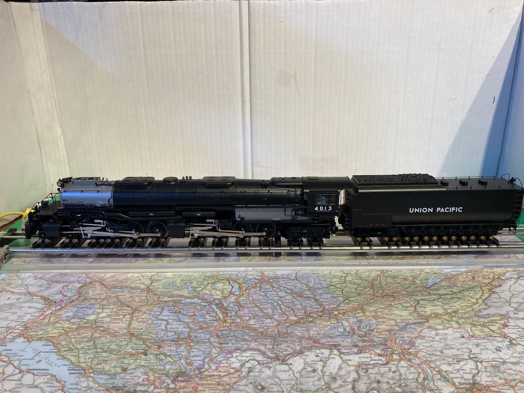Trix Modelleisenbahnen: Trix HO Class 4000 "Big Boy" 22593 Digital Sound – Gebraucht aus Jona von Bra-Aug