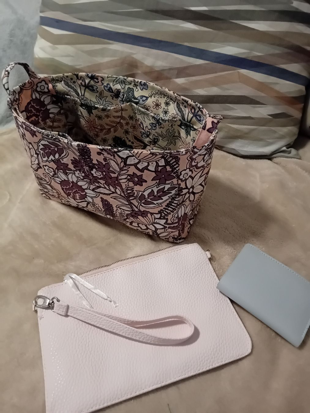 Borse da donna: Taschen Organizer Set – Nuovo (secondo la descrizione) da Burgdorf venduto da carodesign1