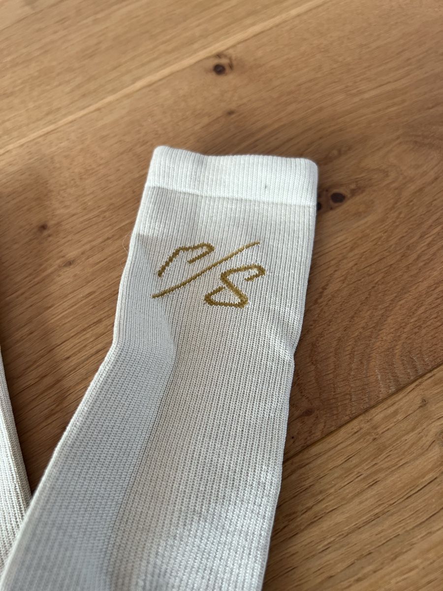 Lotti di vestiti: Radsport Set: Socken & Handschuhe – Usato da Luzern venduto da sydney01. 2