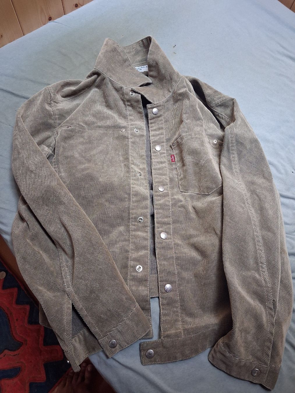 Jacken: Levi's Engineered Jeans Cordjacke grau Grösse Medium – Gebraucht aus Zürich von oberstaffel
