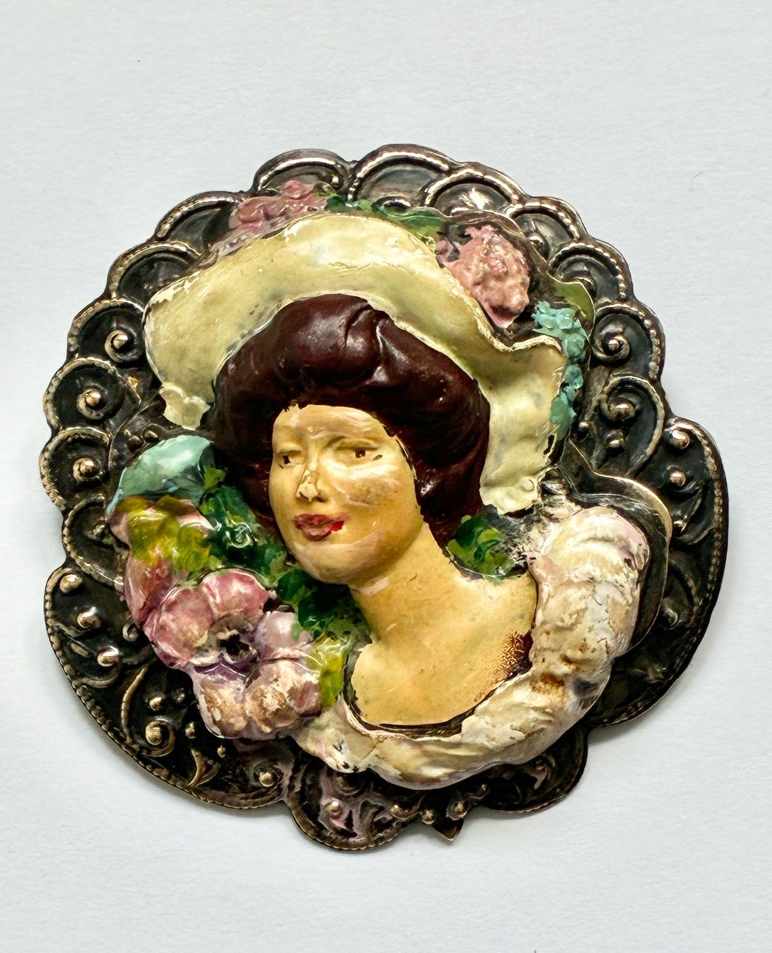 Spille & Fermagli: Antike Jugendstil Brosche mit Relief-Portrait um 1900 – Usato da Kloten venduto da Nephty 4
