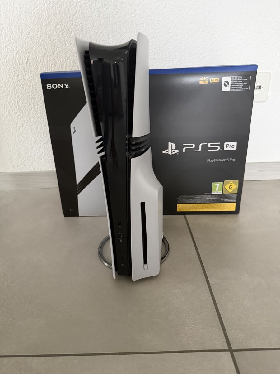 Sony Console: PlayStation 5 pro  – Nuovo (secondo la descrizione) da Bassecourt venduto da bc8_trb7 1