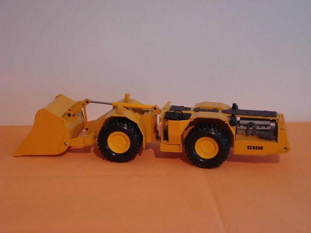 Conrad Kit di modellismo & Modellini statici: GHH LF-12 Tunnellader – Nuovo (secondo la descrizione) da Mitlödi venduto da worker04
