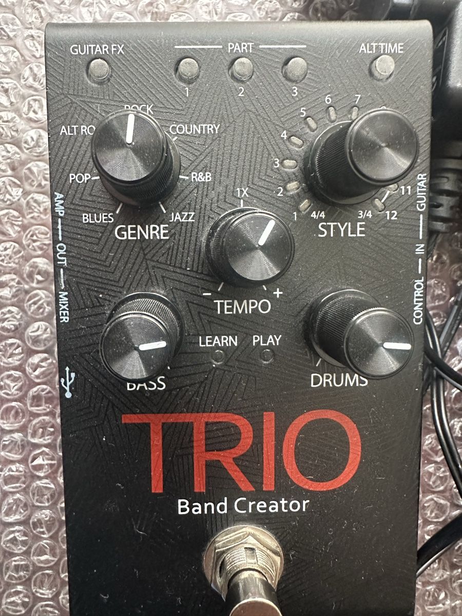 Strumenti musicali: Digitech Trio+ Band Creator – Nuovo (secondo la descrizione) da Suhr venduto da Maxmusic2308