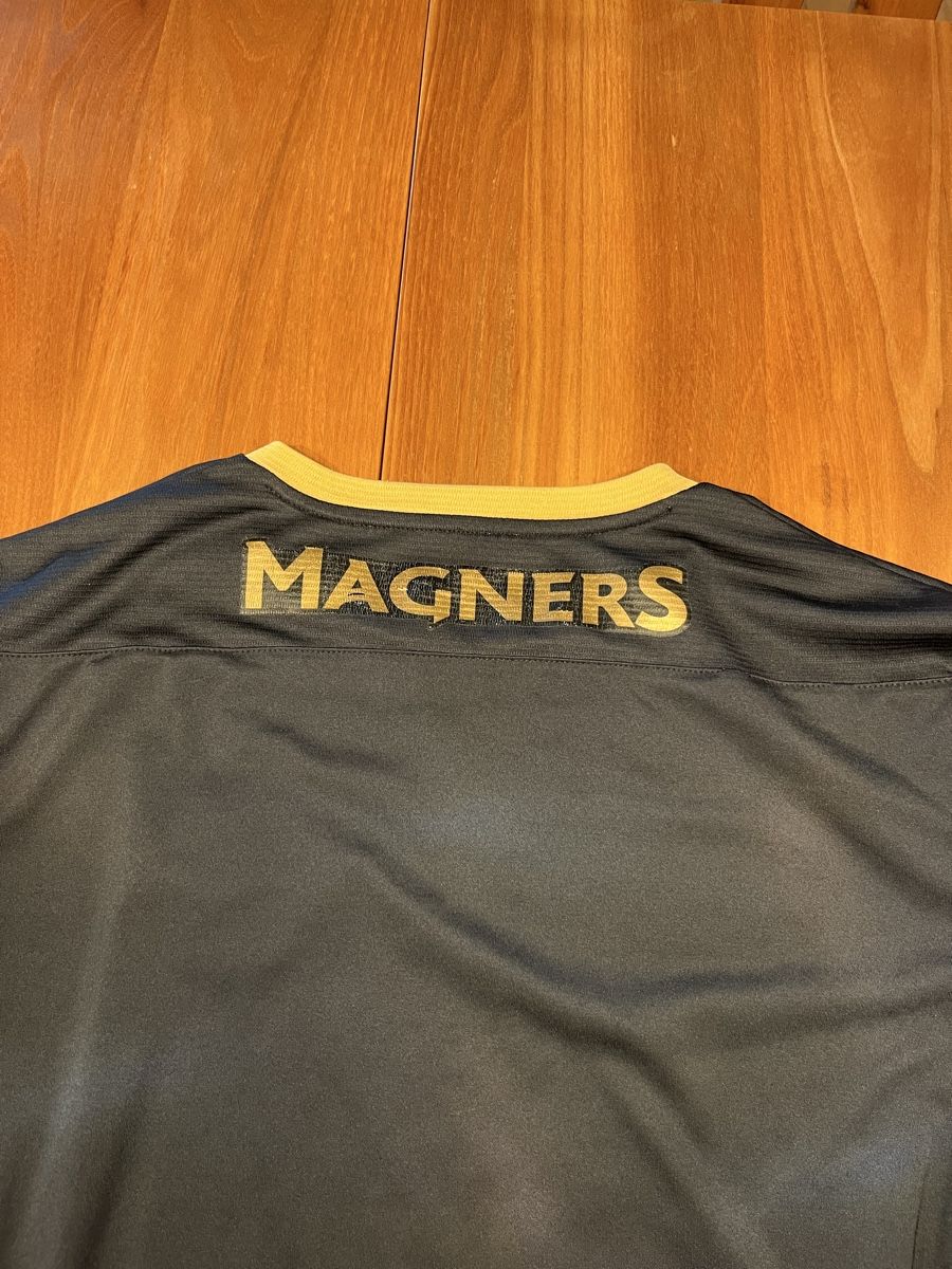 Canottiere & Pantaloni: Trikot Celtic Glasgow Gold/Blau – Usato da Besenbüren venduto da eri_j8j6 3