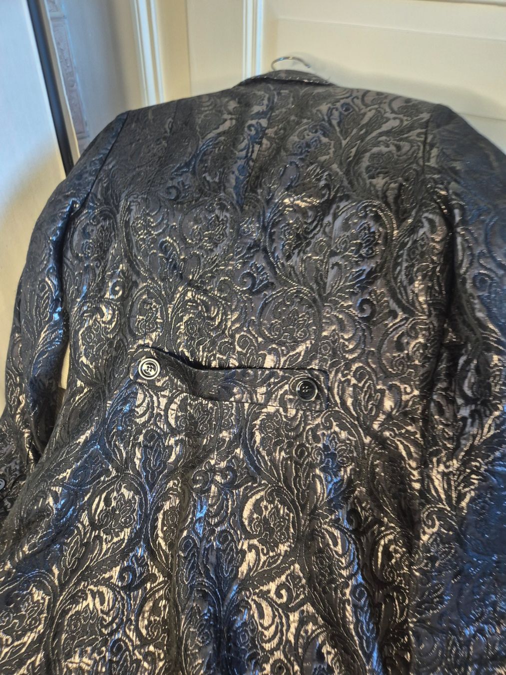 Massimo Dutti Cappotti: Trenchcoat Massimo Dutti – Usato da Leissigen venduto da ali_k9v8 7