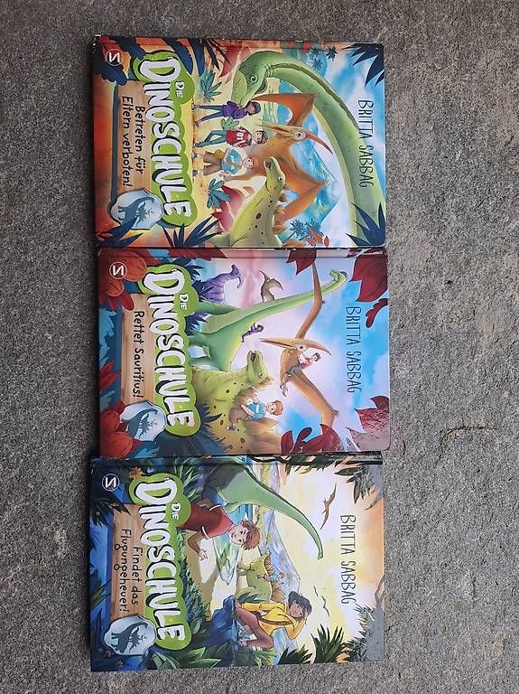 Livres: Die Dinoschule 1+2+3 – D'occasion à Buchs AG par kau_mpk9