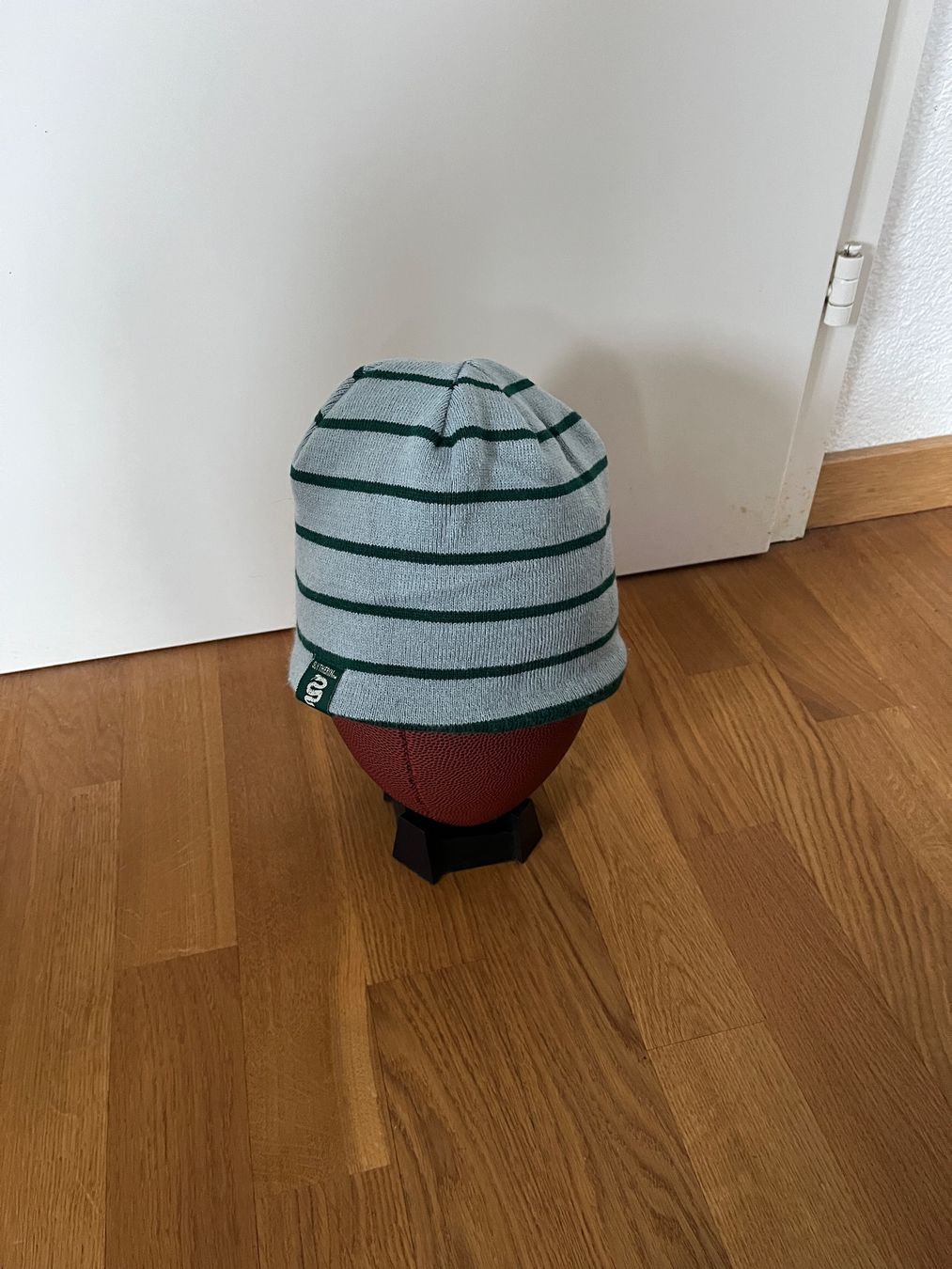 Copricapi, berretti & cappellini: Slytherin Wendemütze – Nuovo (secondo la descrizione) da Oberwil b. Zug venduto da ann_682p 1