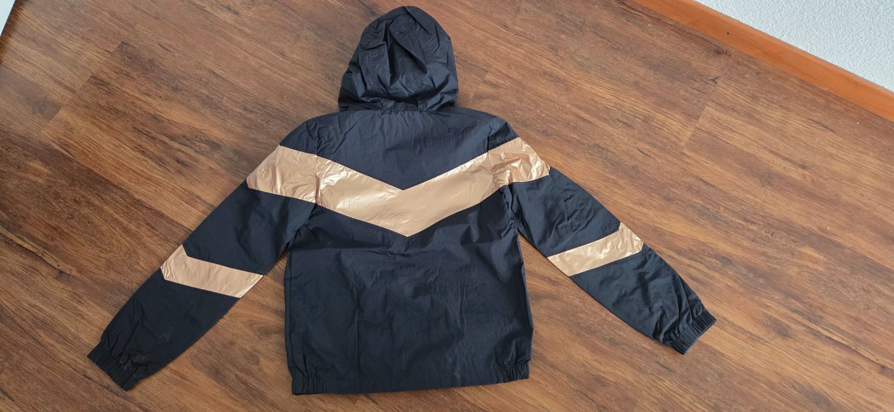 Giacche & Cappotti: Coole Mädchenjacke Gr:152 – Usato da Amlikon-Bissegg venduto da Re13 1