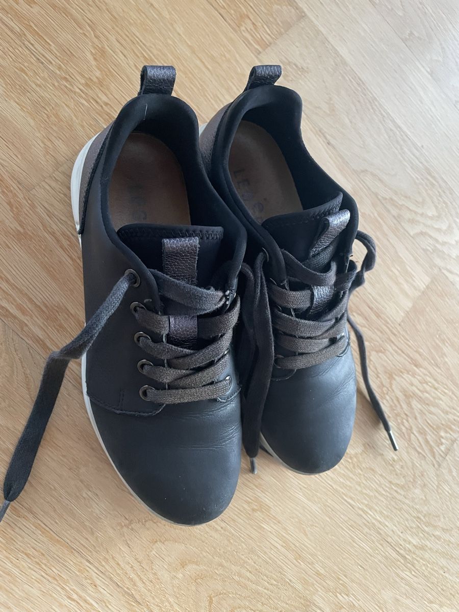 Legero Scarpe da donna: Legero Black Leather Sneakers, Gr. 37 – Usato da Möhlin venduto da Halylea 2