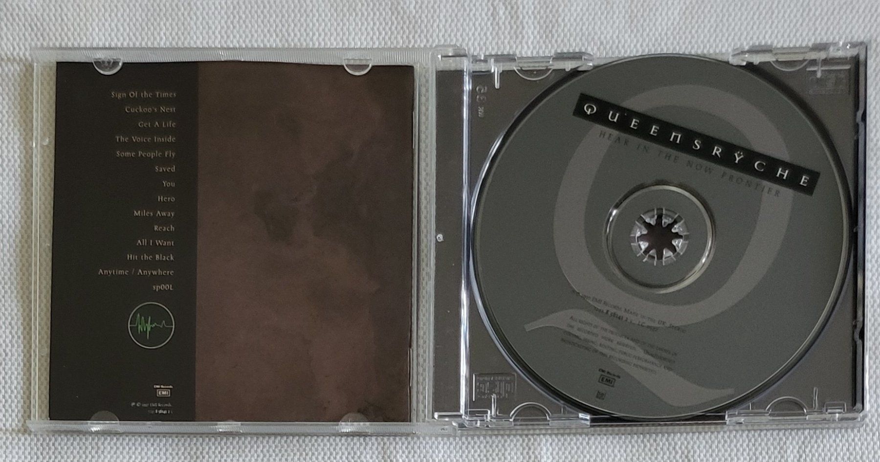 CD: Queensrÿche - Hear in the now frontier – Usato da Villars-sur-glane venduto da Epsilonhike 2