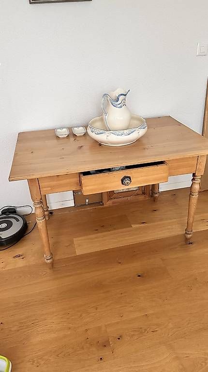 Tavoli: Bidermeier Holztisch – Usato da Rickenbach b. Wil venduto da ammanna 1