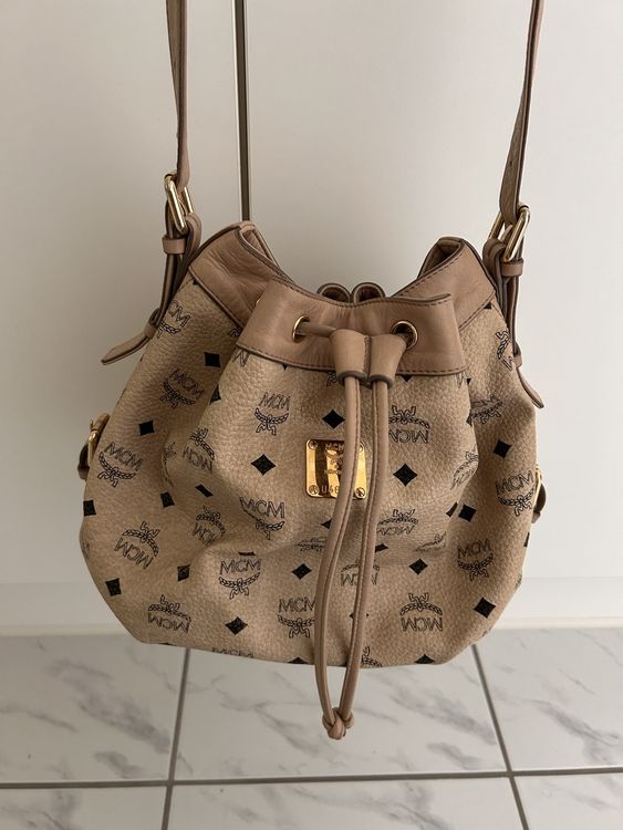 MCM Bucket Bag M (Gebraucht) in Selzach für CHF 170 – mit Lieferung auf ...