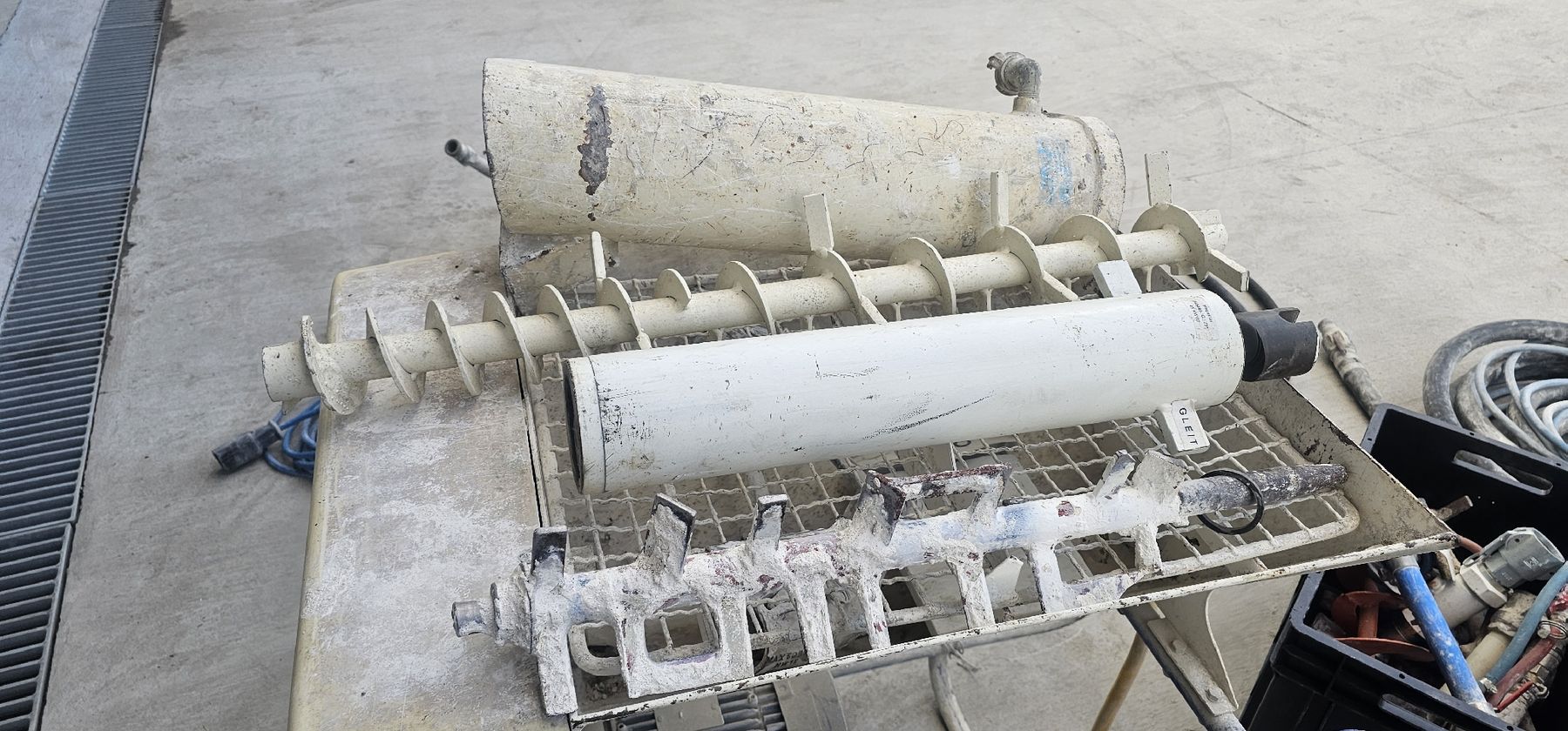 Tutte le macchine: M-TEC Duo Mix Verputzmaschine   – Usato da Emmenbrücke venduto da inf_l8yf 6
