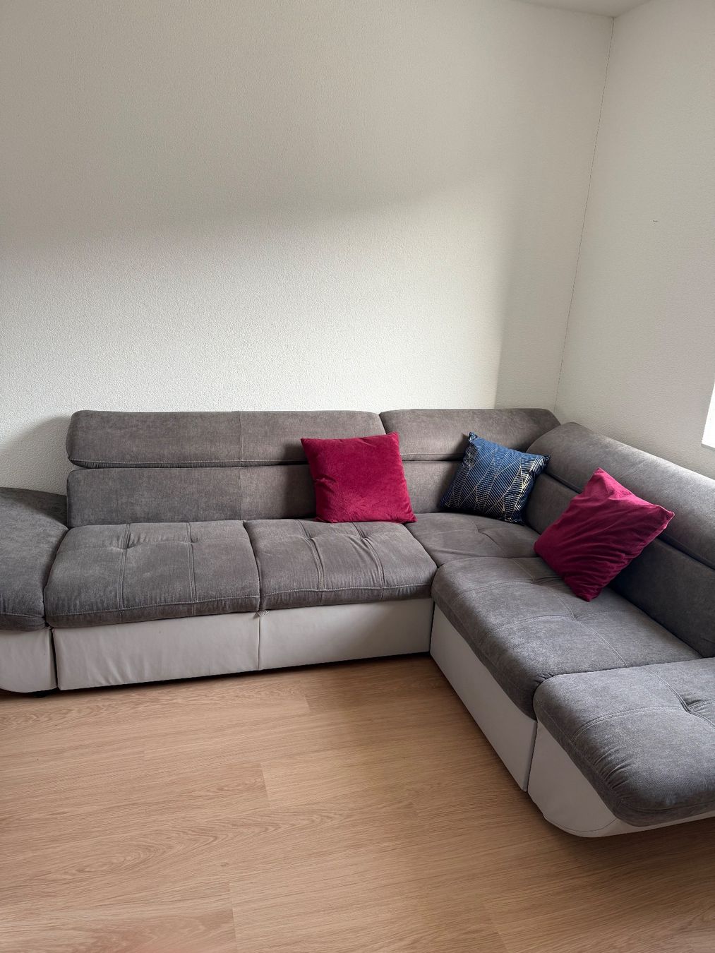 Divani: Canapé-lit double en très bon état – Usato da Corgémont venduto da flo_tzq2 2