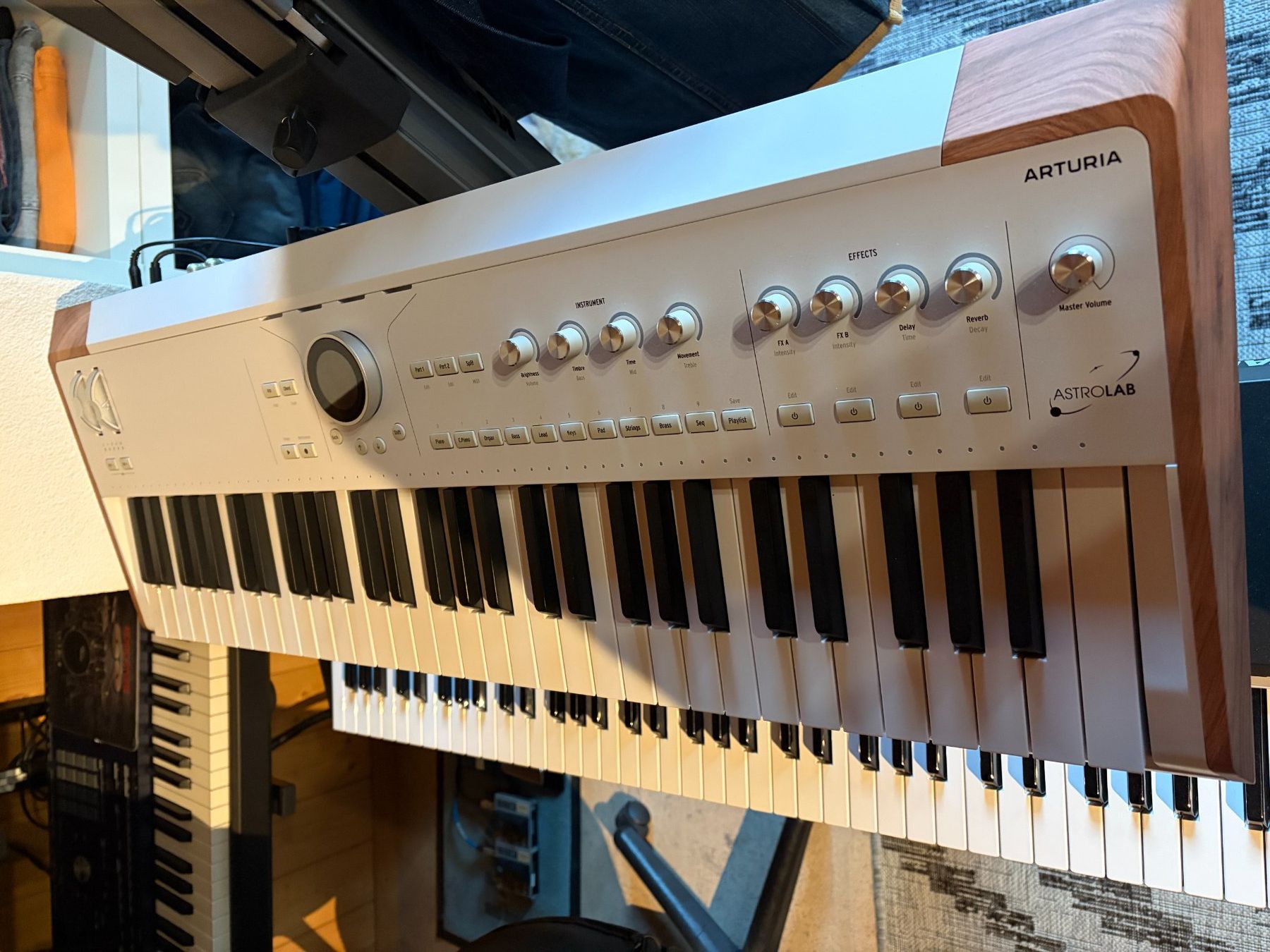 Arturia Strumenti musicali: Biete Arturia Astro Lab 61 – Usato da Zermatt venduto da fug_f5dt 2