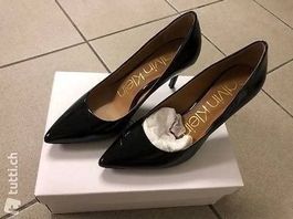 Calvin Klein Pumps