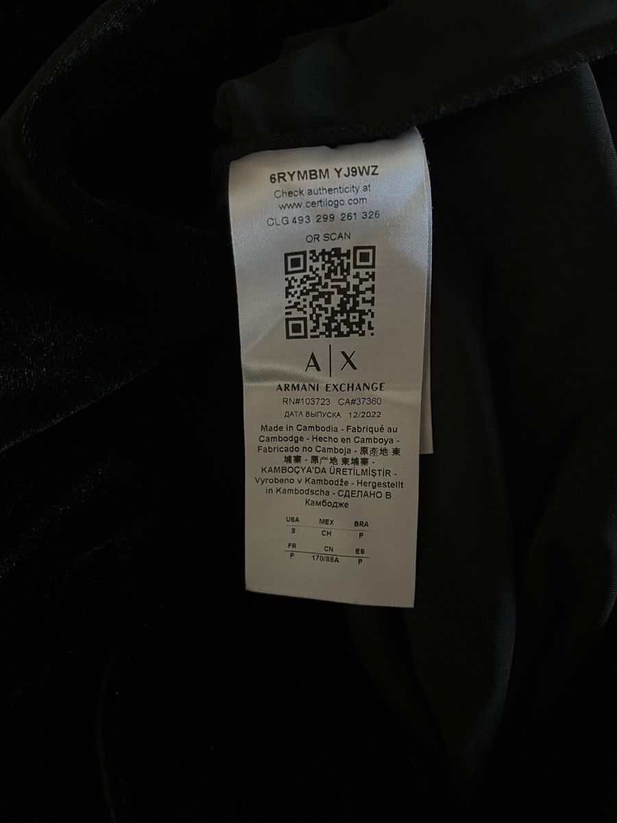 Armani Top: Samt Langarm Shirt Armani Exchange – Usato da Zürich venduto da ale_t 4