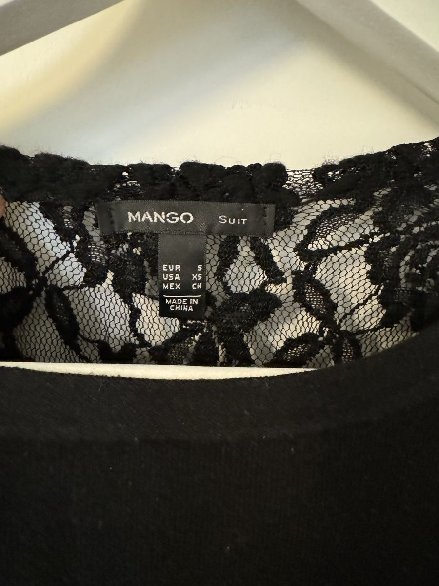 Mango Maglioni & Felpe: Schwarzer Mango Suit Pullover mit Spitzenrücken Gr. S – Usato da Küsnacht ZH venduto da ToddyGinger 3