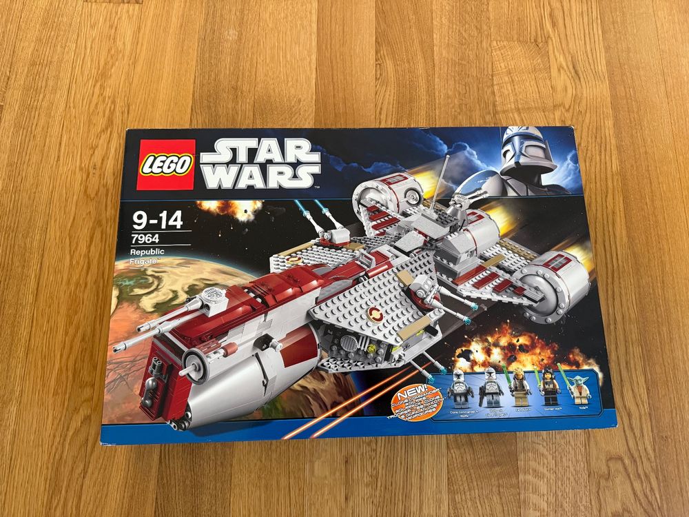 Lego Star Wars 7964 Republic Frigate (Neu und originalverpackt) in ...